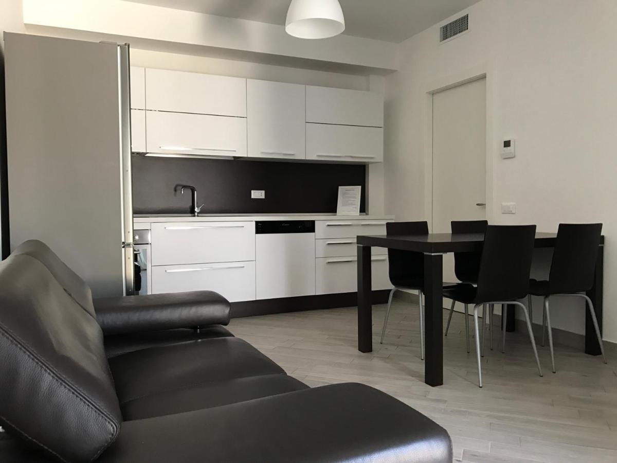 Home Hotel Senago Екстер'єр фото